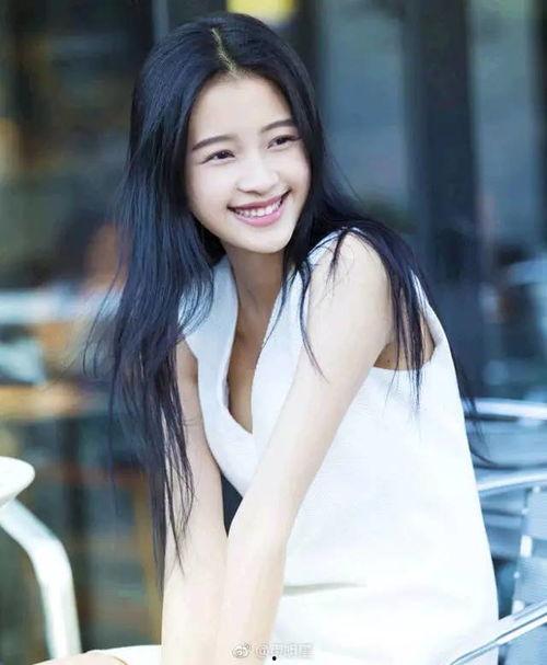 娱乐吃瓜孙怡视频播放下载,播放下载量飙升